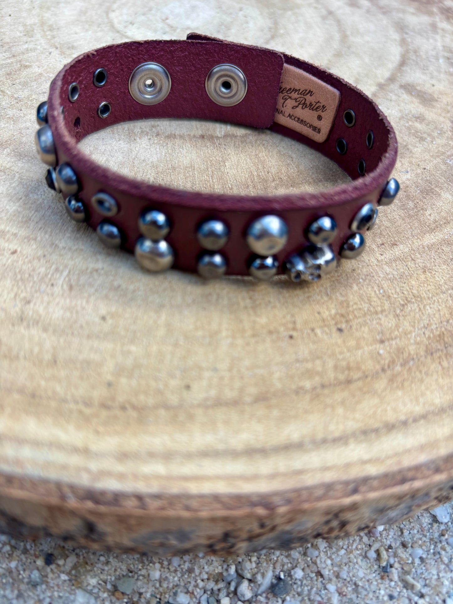 Leren armbanden diverse soorten 23 cm met druk sluiting