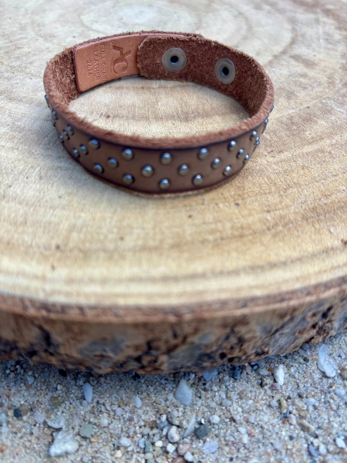 Leren armbanden diverse soorten 23 cm met druk sluiting
