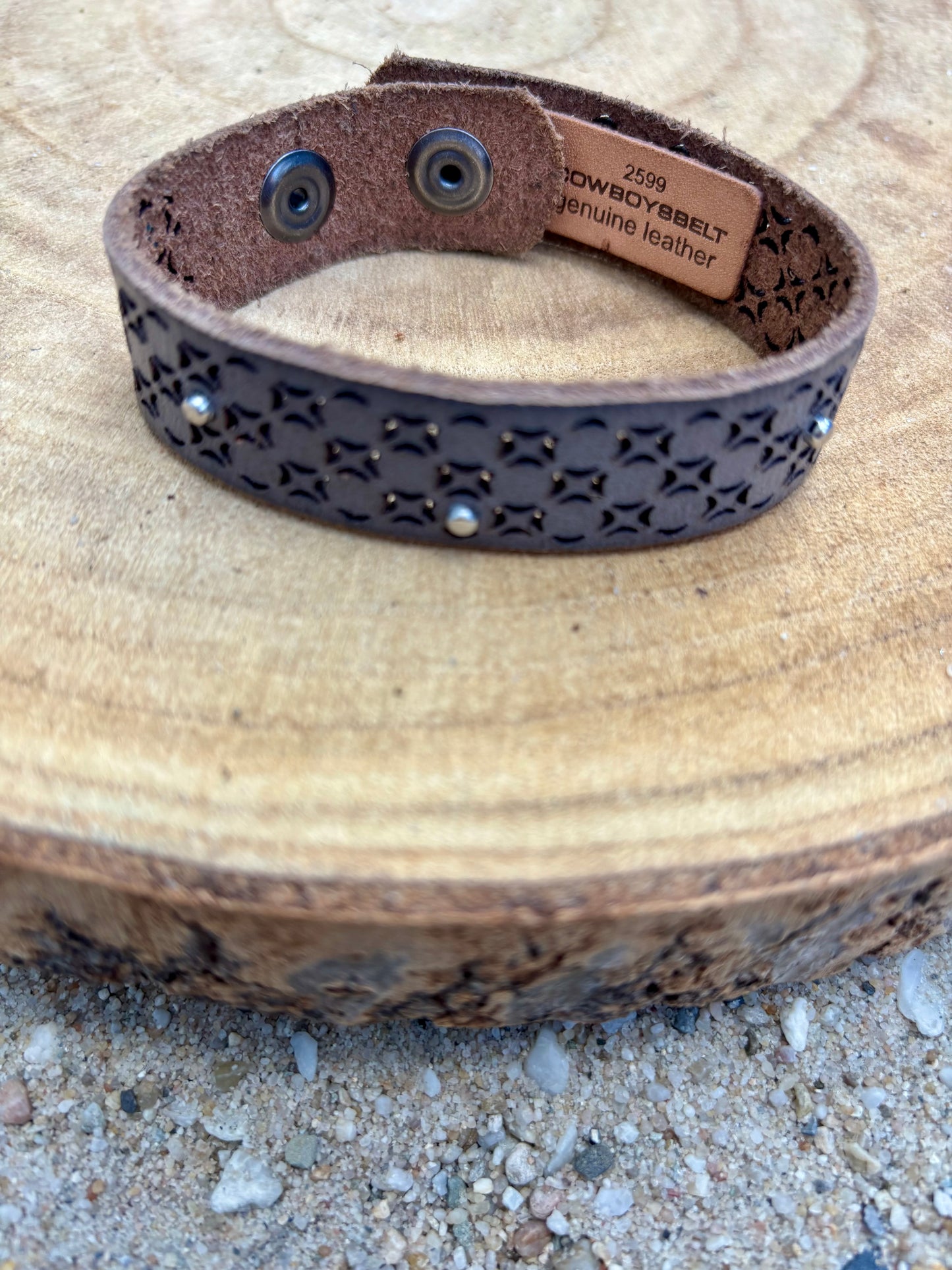 Leren armbanden diverse soorten 23 cm met druk sluiting