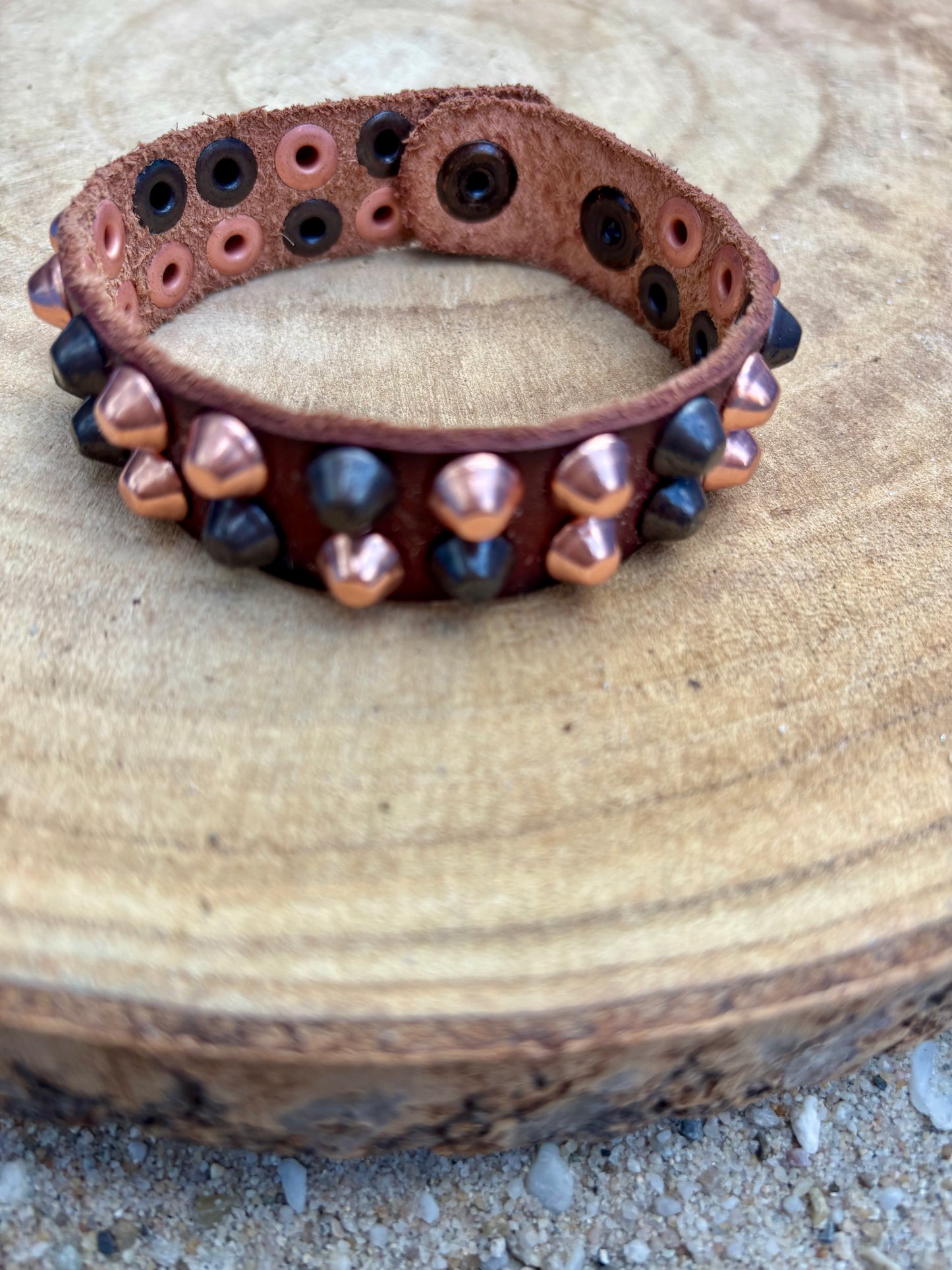 Leren armbanden diverse soorten 23 cm met druk sluiting